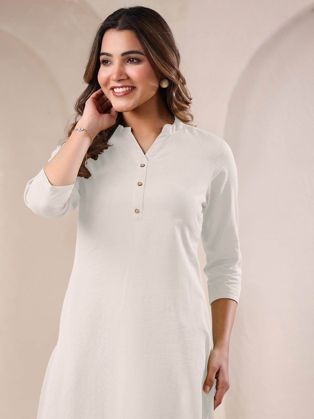 Janasya Light Cotton Solid Straight Kurta