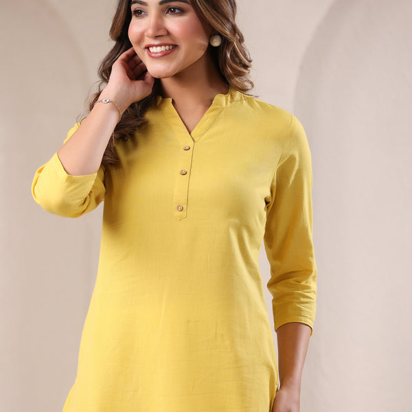 Janasya Light Cotton Solid Straight Kurta
