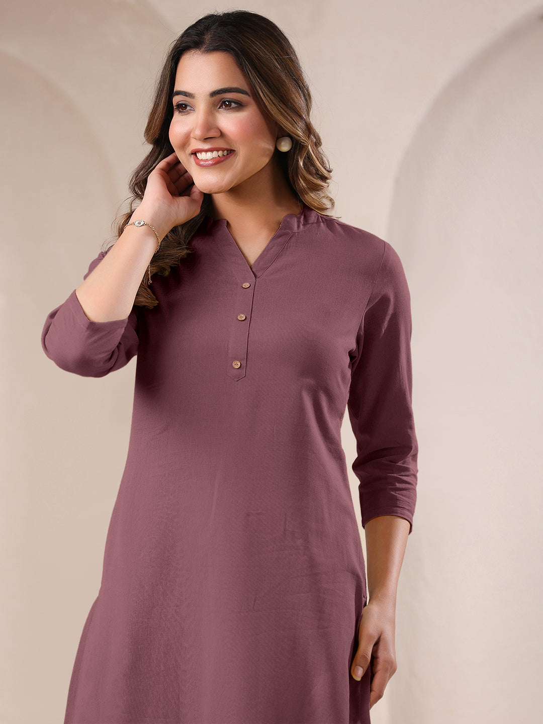 Janasya Light Cotton Solid Straight Kurta