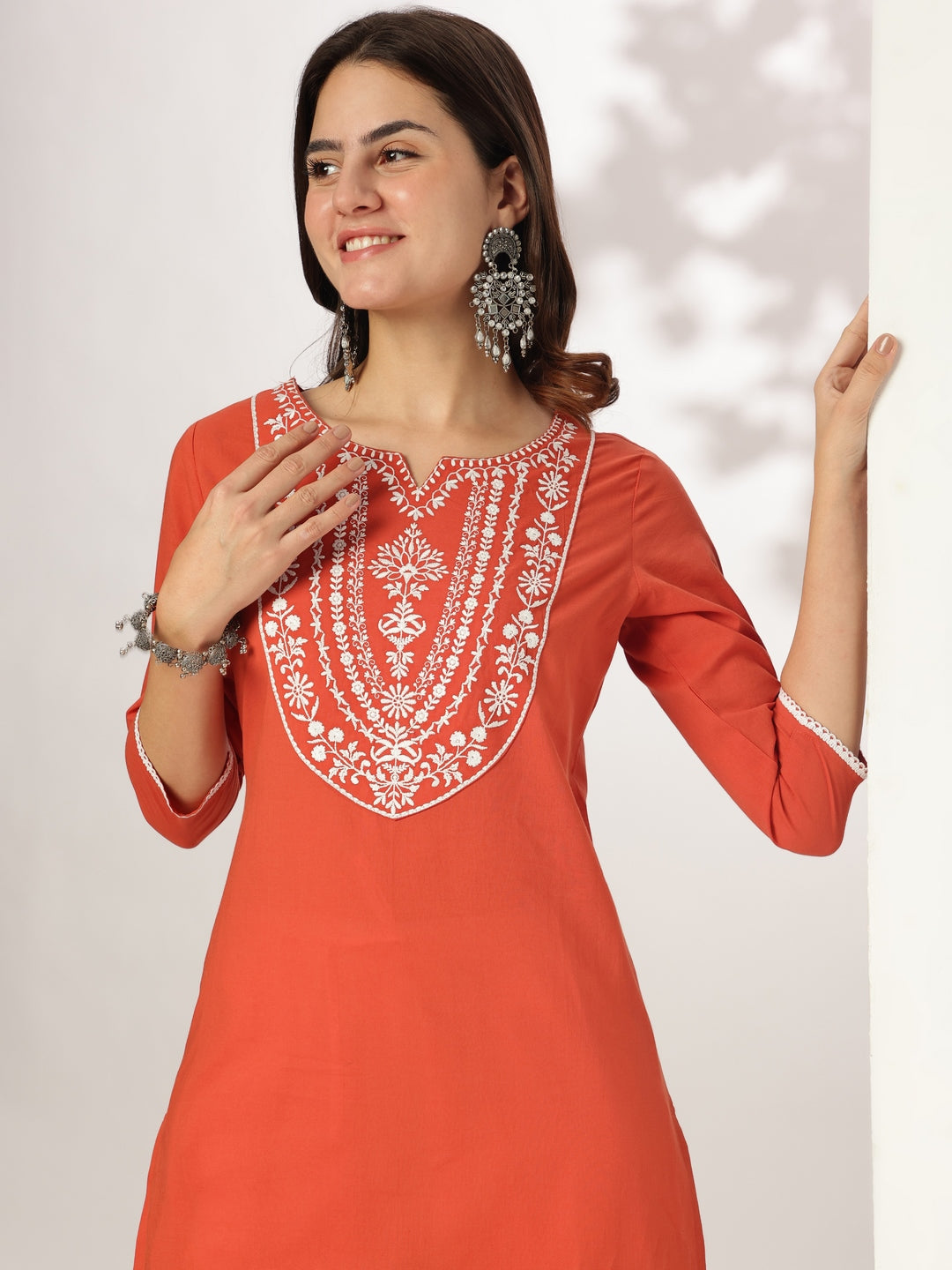 Janasya Dark Cotton Embroidered Straight Kurta