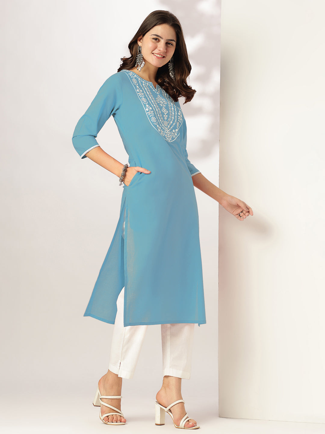 Janasya Light Cotton Yoke Embroidery Straight Kurta