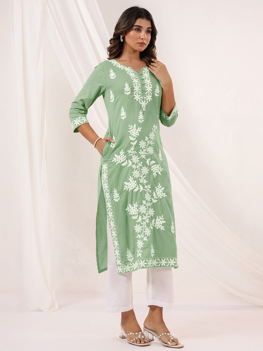 Janasya Light Cotton Embroidered Straight Kurta