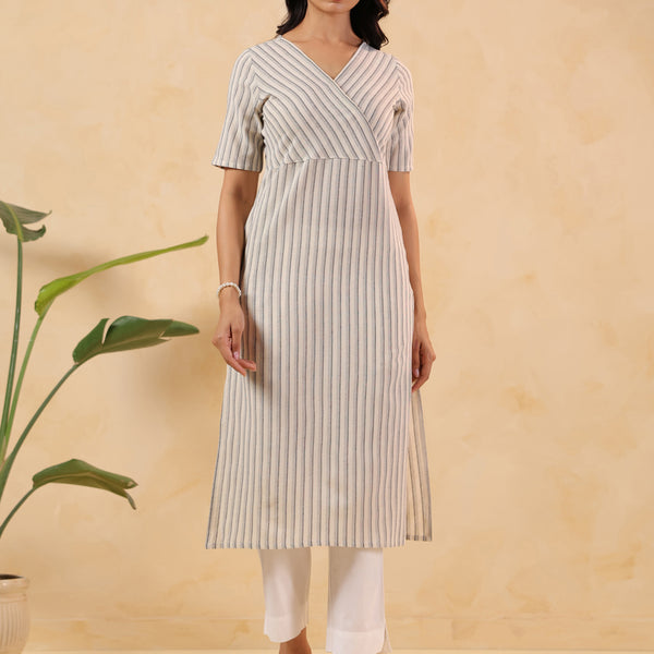 Janasya Light Cotton Striped Straight Kurta