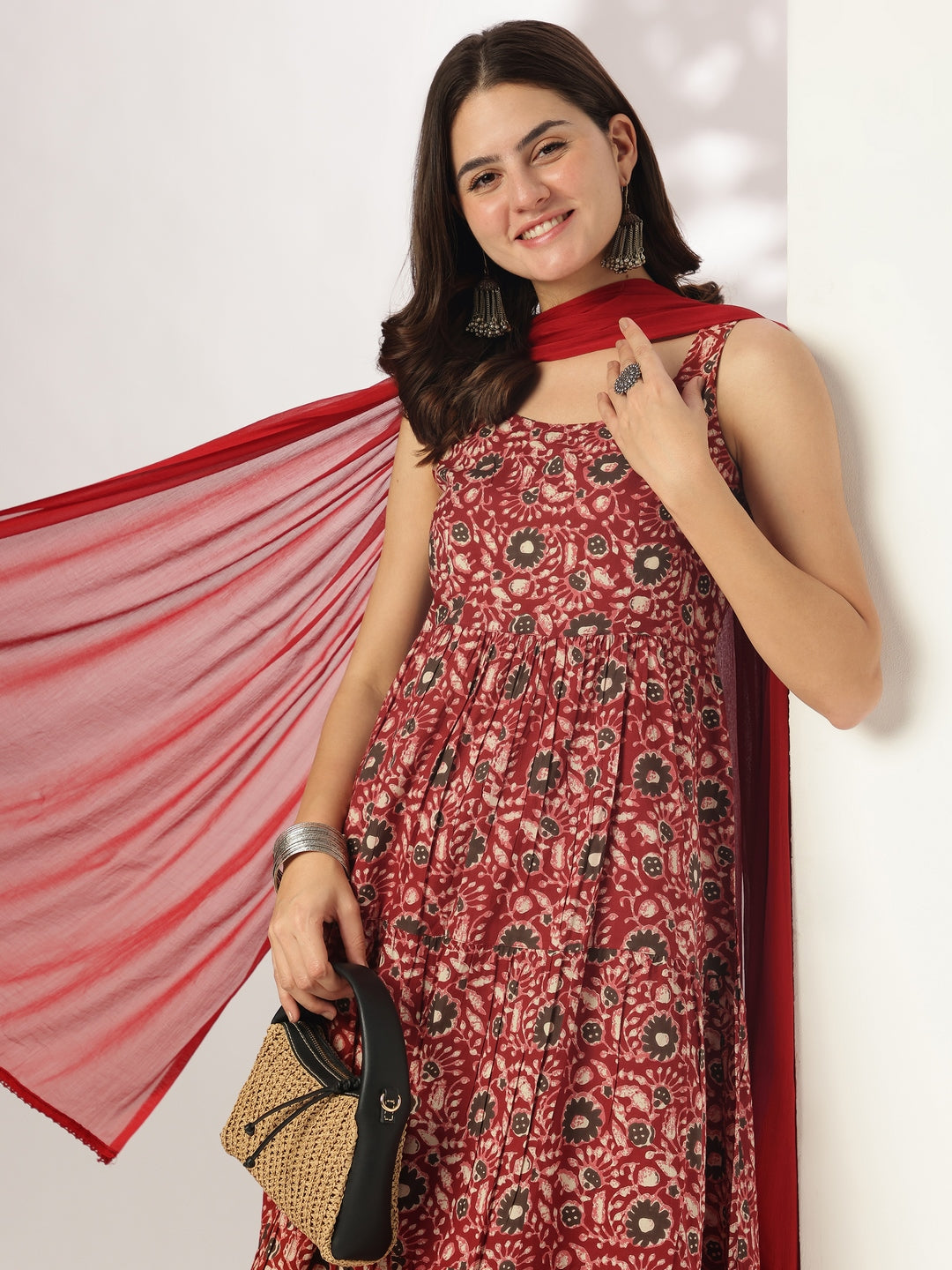 Janasya Dark Cotton Floral Tiered Kurta Set