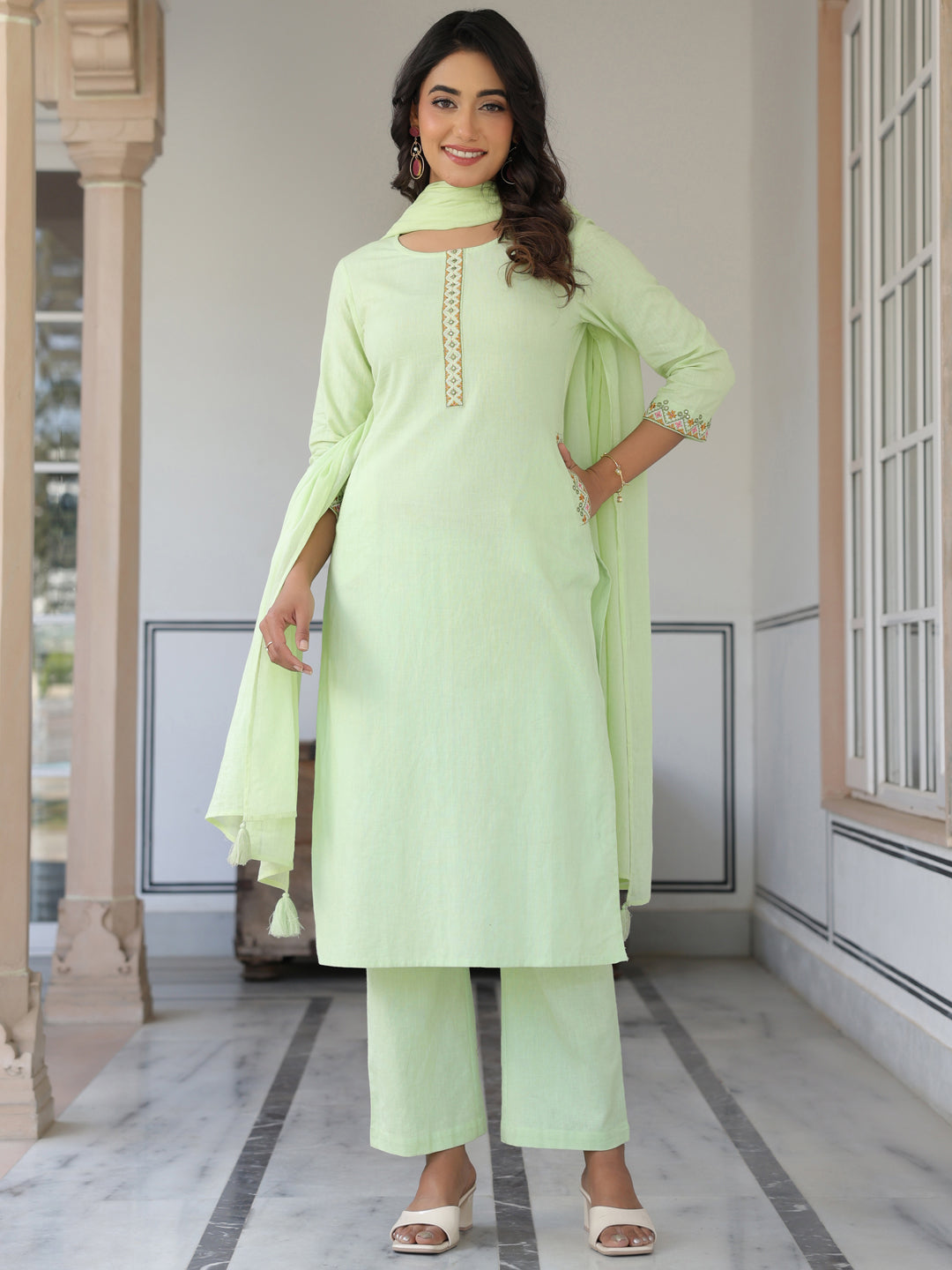 Janasya Light Cotton Self Design Straight Kurta Set