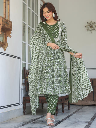 Janasya Dark Cotton Floral A-Line Kurta Set