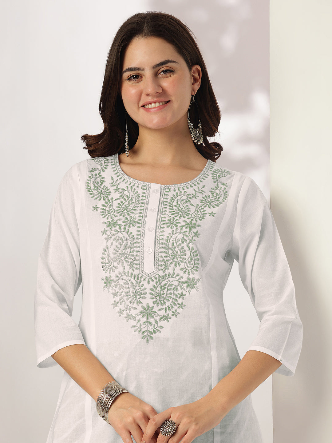 Janasya Light Cotton Yoke Embroidery Straight Kurta Set