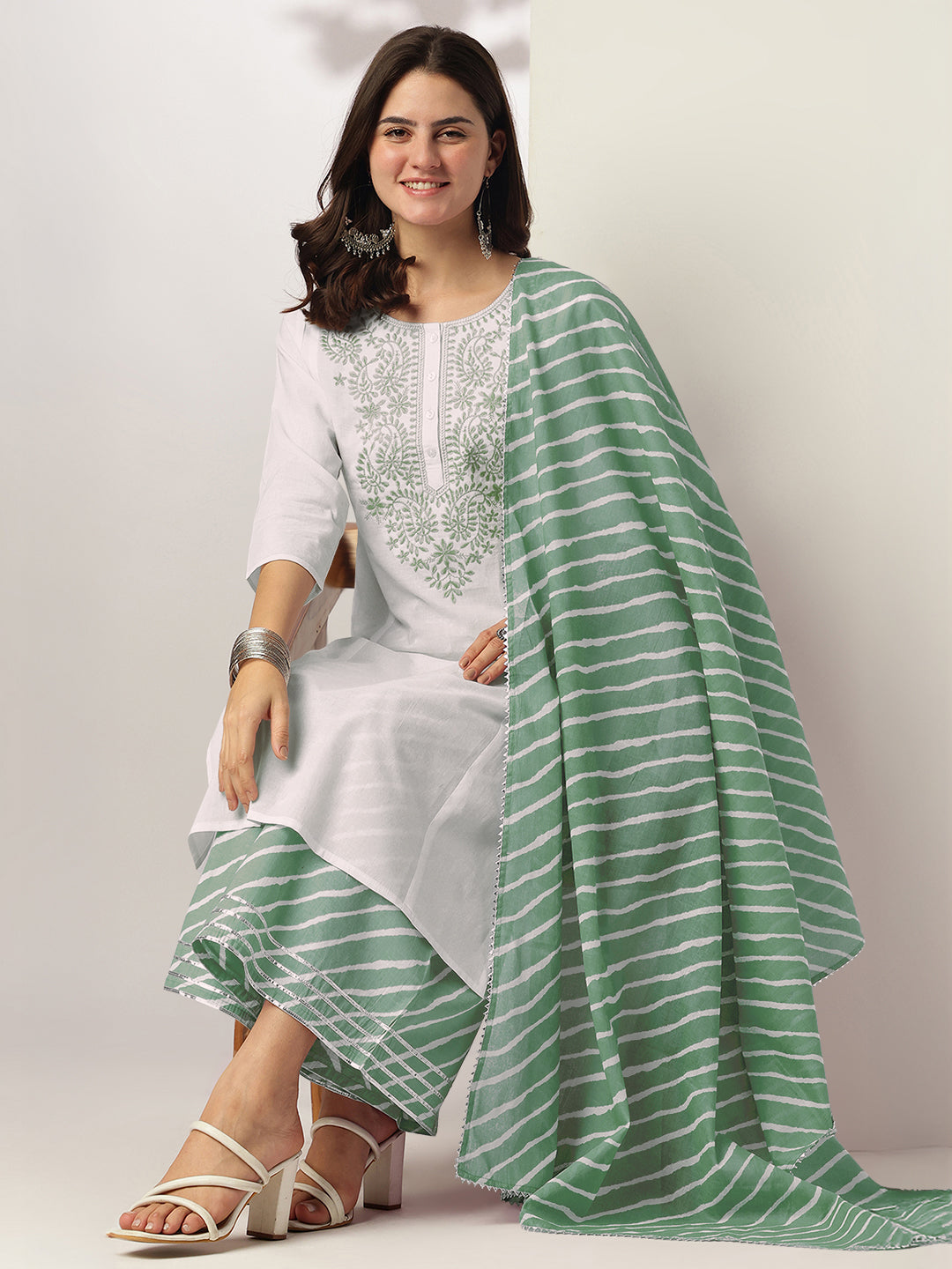 Janasya Light Cotton Yoke Embroidery Straight Kurta Set