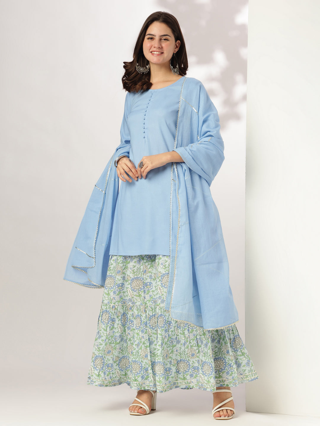 Janasya Light Rayon Solid Straight Kurta Set