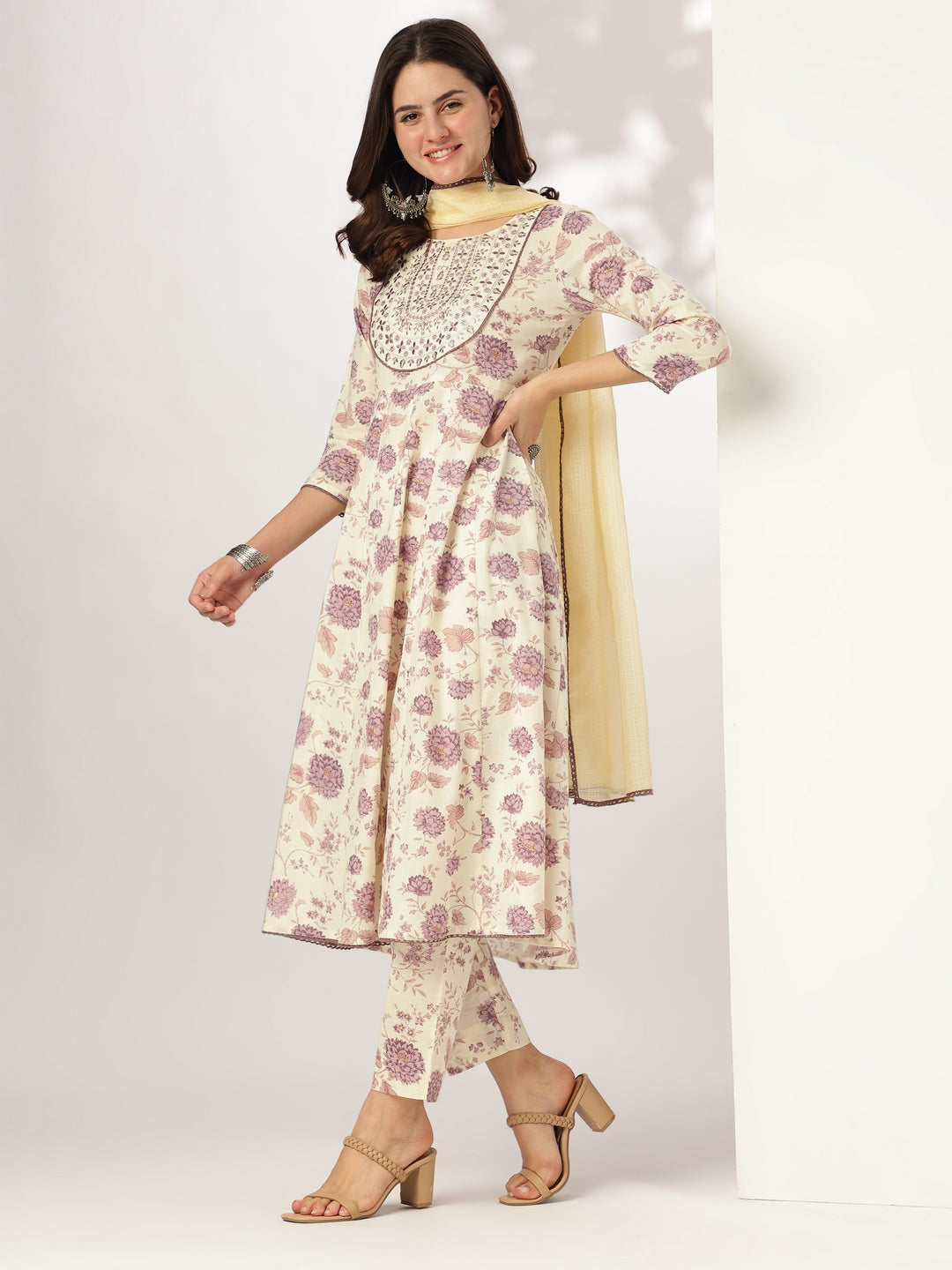 Janasya Light Cotton Floral Anarkali Kurta Set