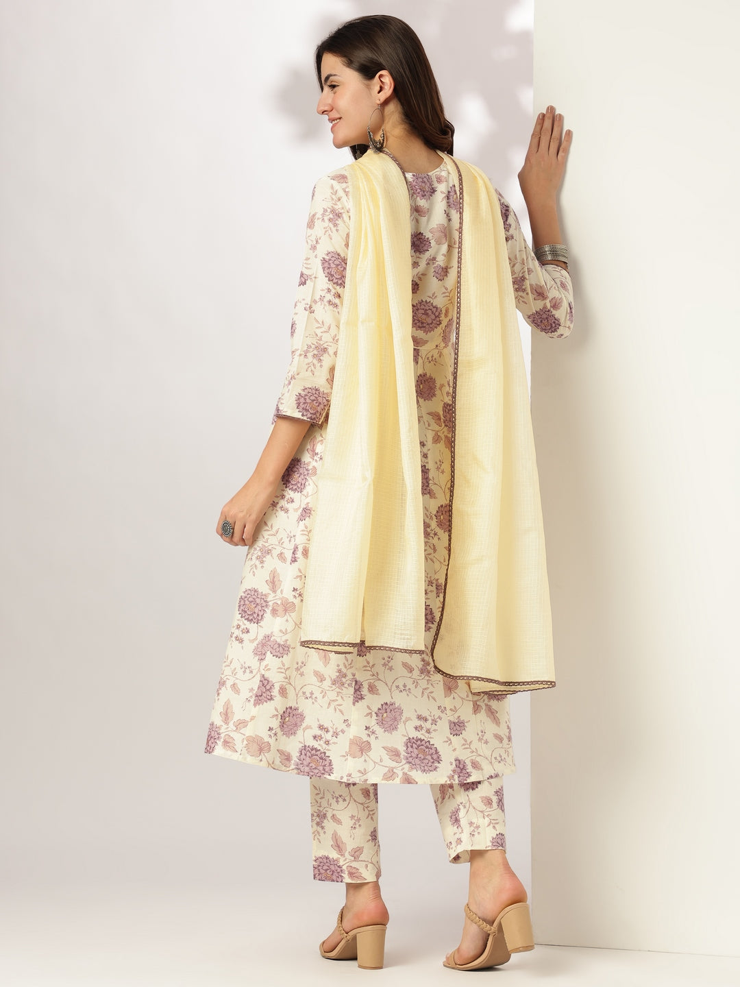 Janasya Light Cotton Floral Anarkali Kurta Set