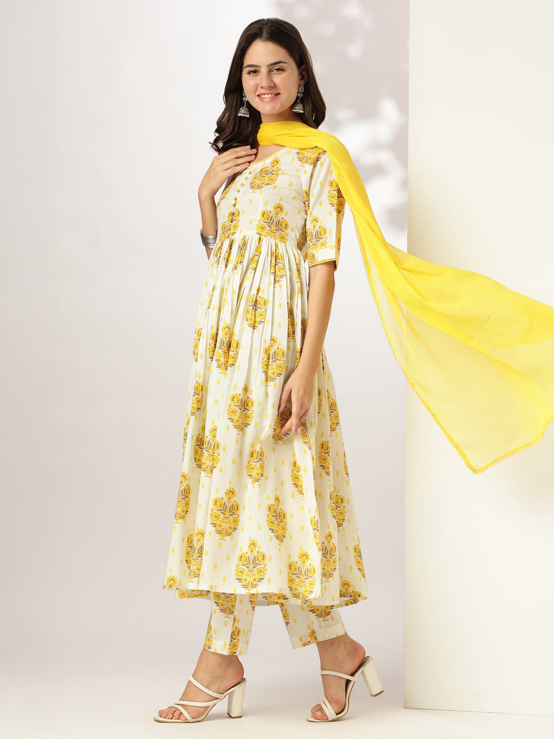 Janasya Light Cotton Floral A-Line Kurta Set