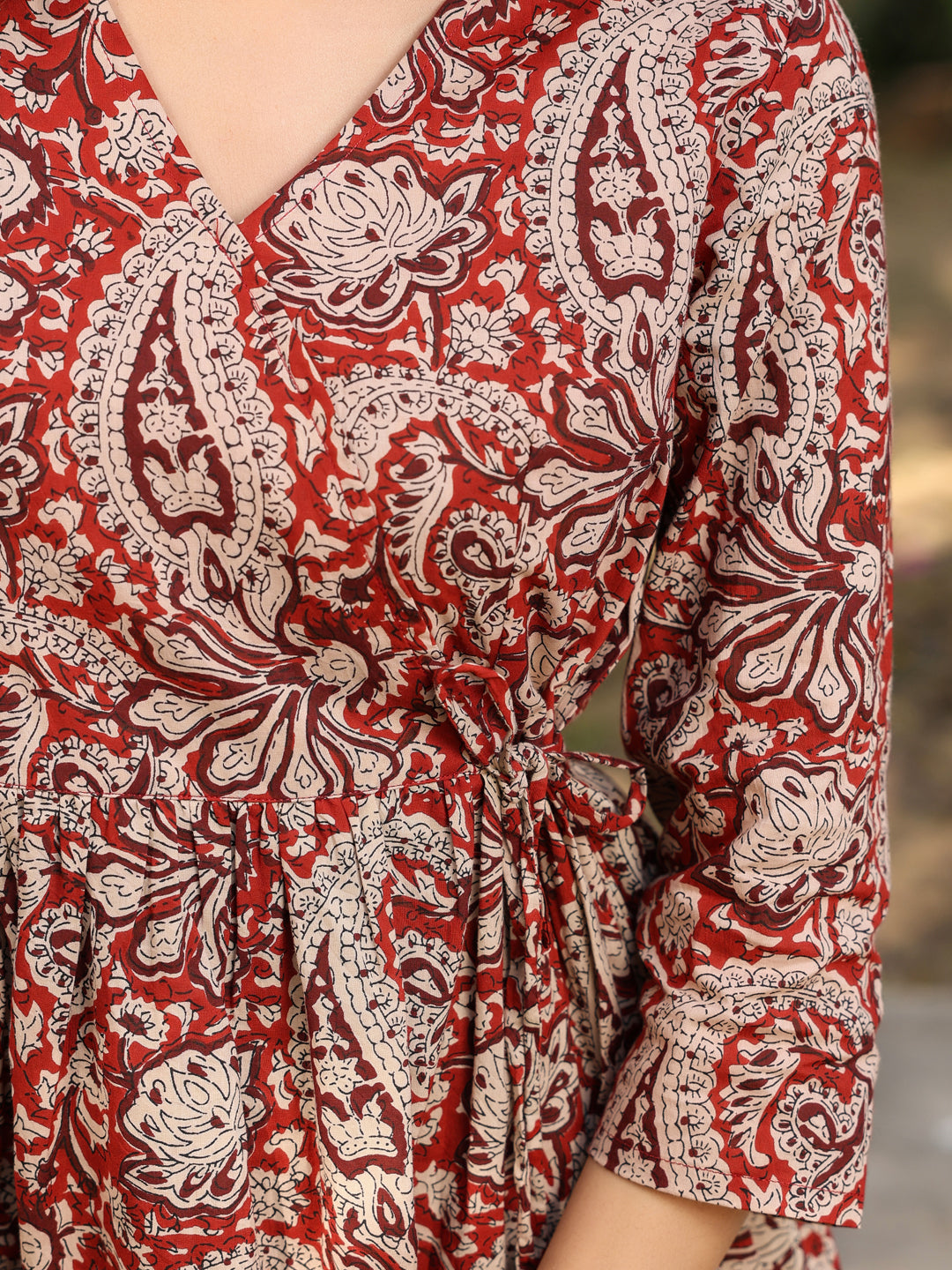 Janasya Dark Cotton Paisley A-Line Tunic