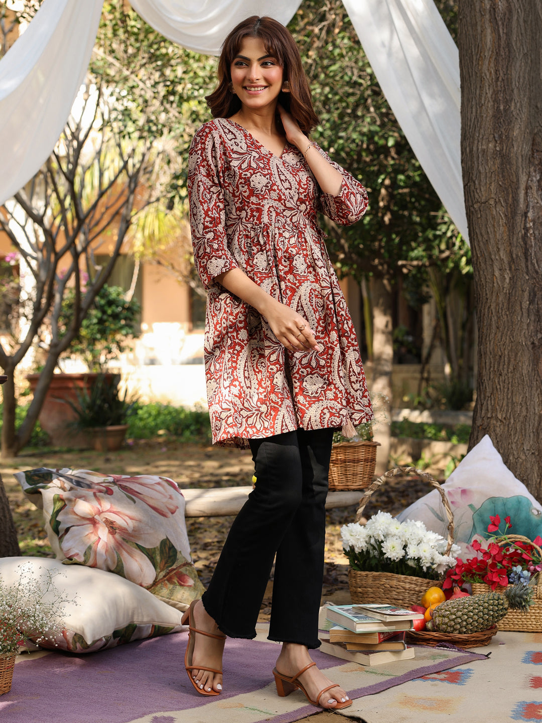Janasya Dark Cotton Paisley A-Line Tunic