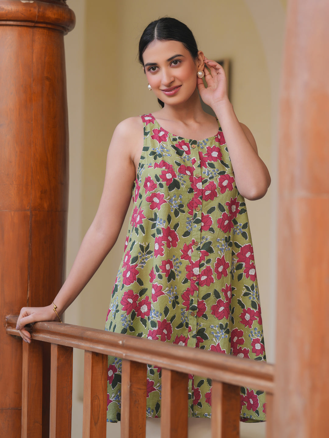 Janasya Dark Cotton Floral A-Line Tunic