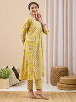 Thumbnail for Janasya Lime Yellow A-Line Cotton Kurta & Bottom - Dista