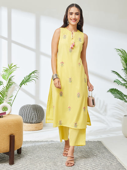Janasya Yellow Straight Cotton Kurta & Bottom - Dista