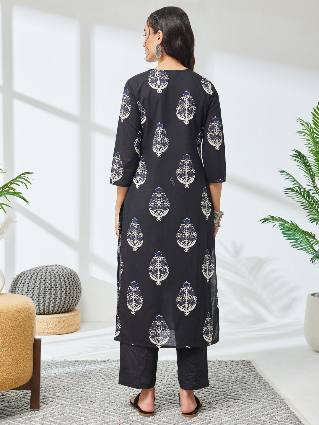 Janasya Black Straight Cotton Kurta & Bottom - Dista