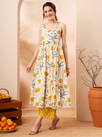 Thumbnail for Janasya Off White Tiered Cotton Kurta & Bottom - Dista