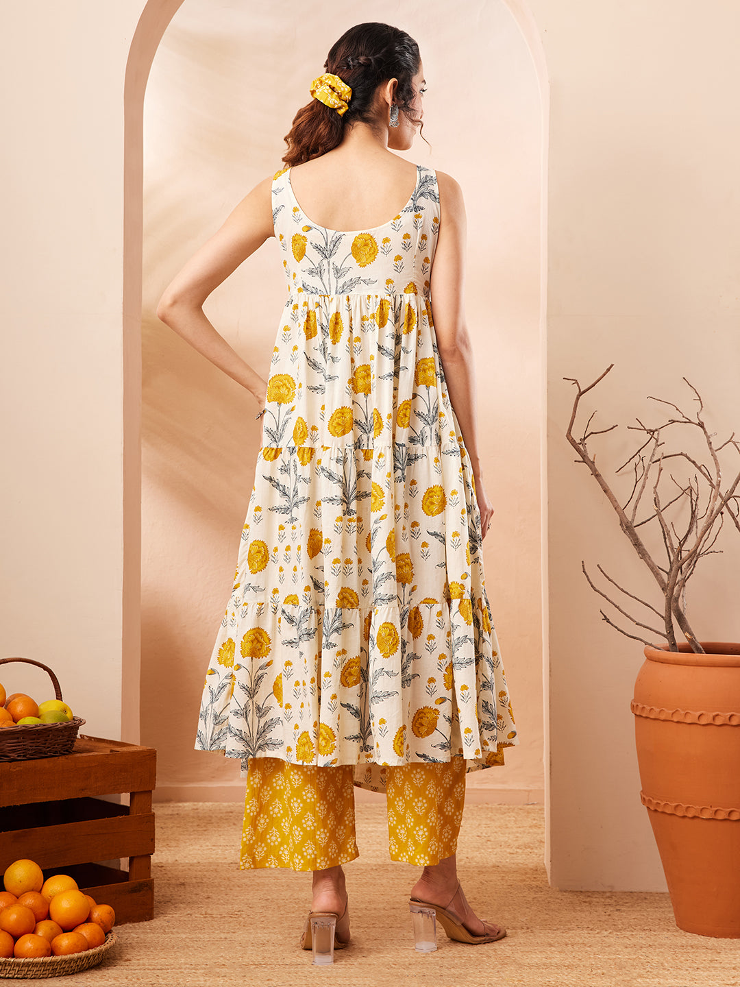 Janasya Off White Tiered Cotton Kurta & Bottom - Dista