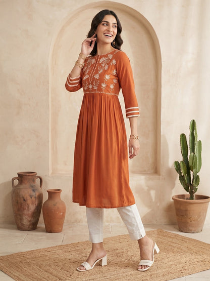 Janasya Rust Straight Rayon Kurta - Dista