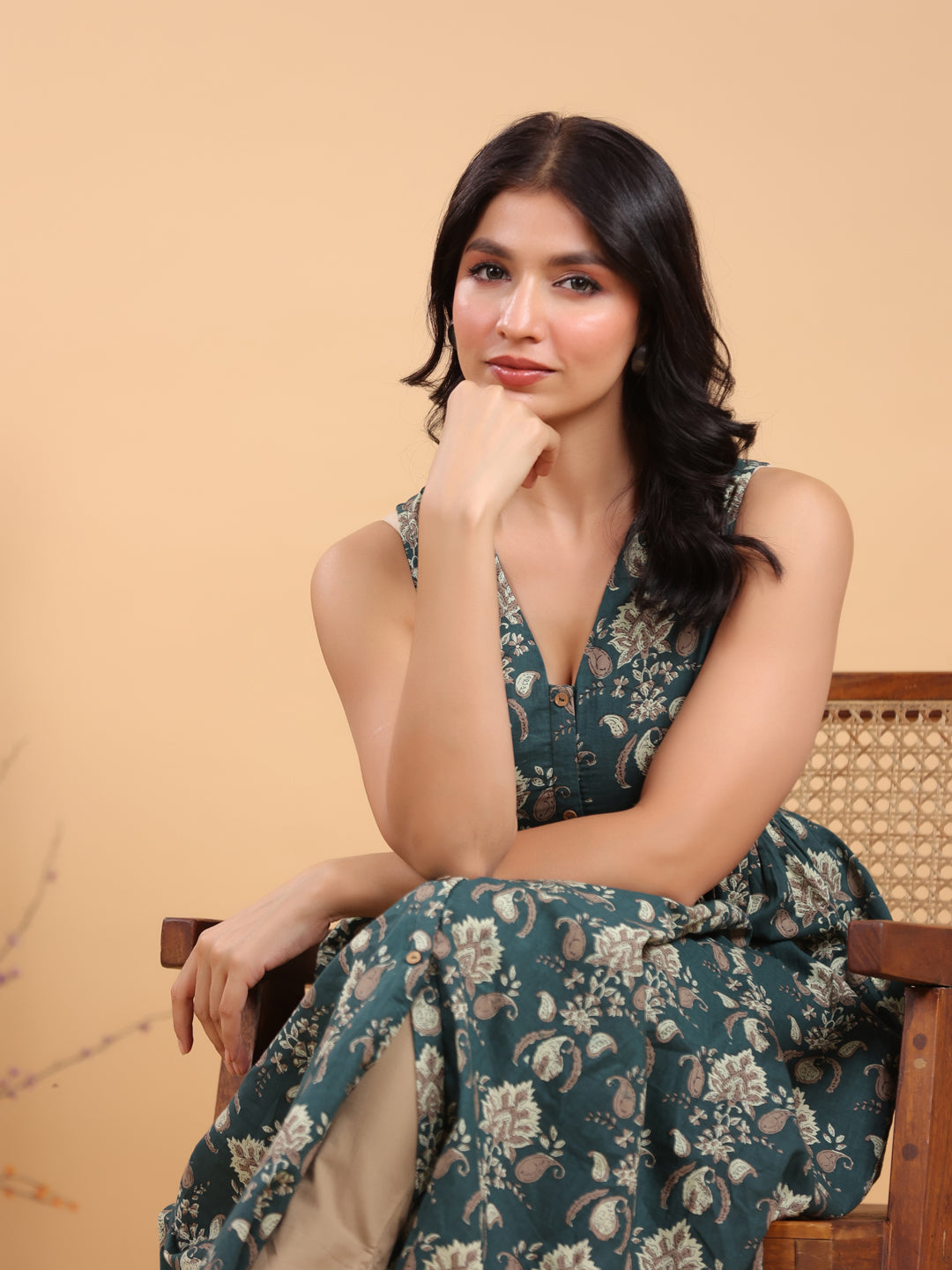 Janasya Dark Green Cambric Ethnic Motifs Kurta - Distacart