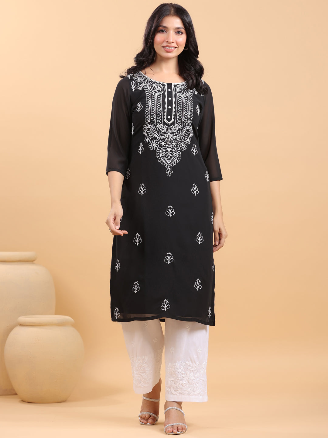 Janasya Black Weightless Georgette Embroidered Kurta
