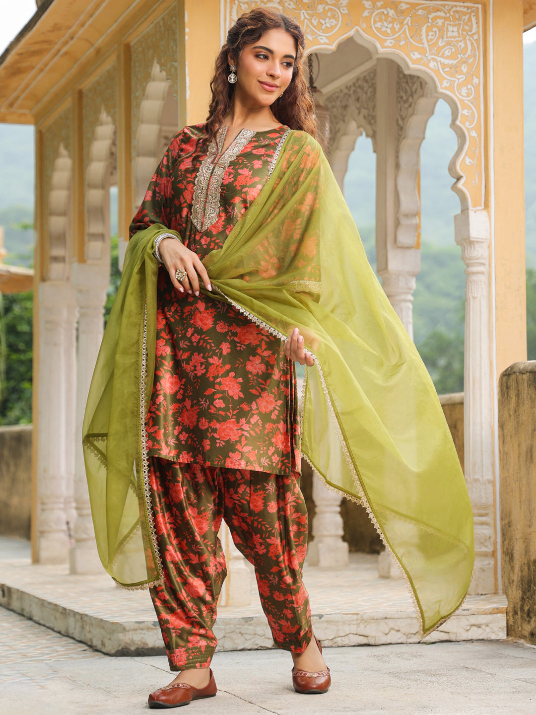 Janasya Olive Velvet Floral Set - Distacart