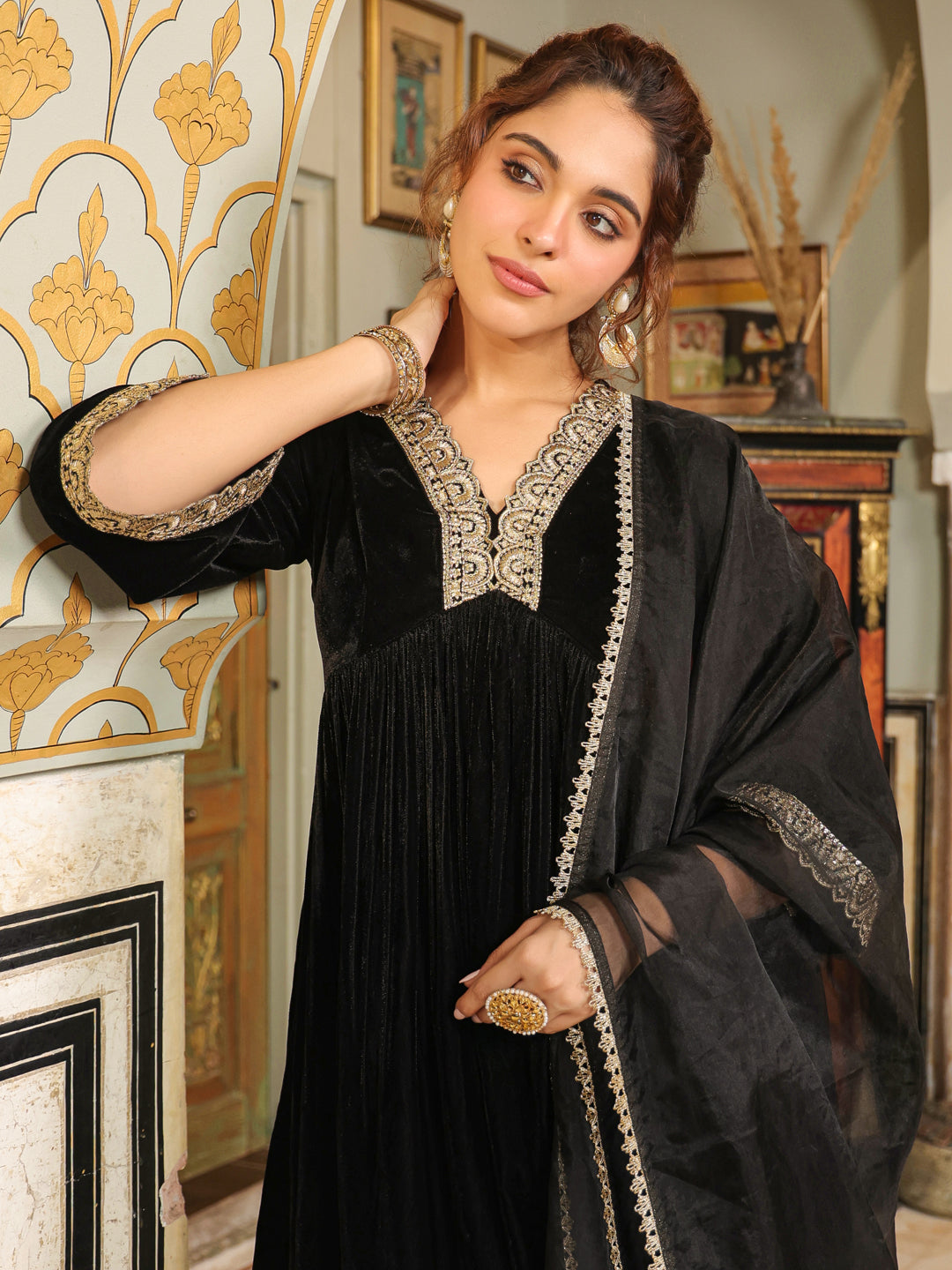 Janasya Black Velvet Embroidered Kurta,Bottom & Dupatta - Distacart