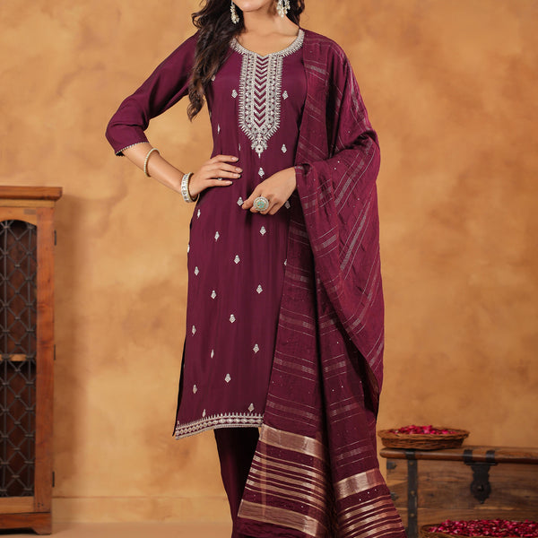 Janasya Dark Chanderi Embroidered Straight Kurta Set