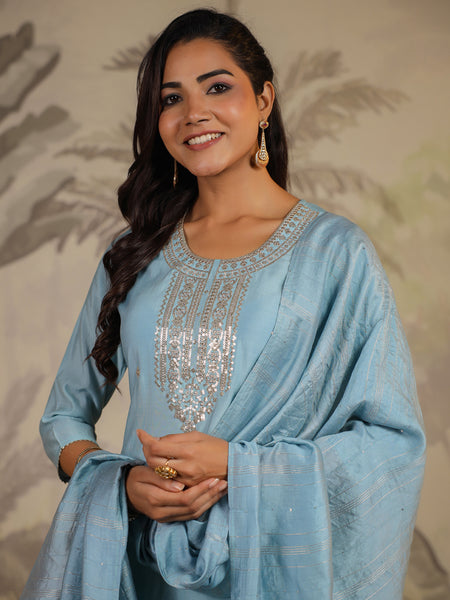 Janasya Light Chanderi Embroidered Straight Kurta Set