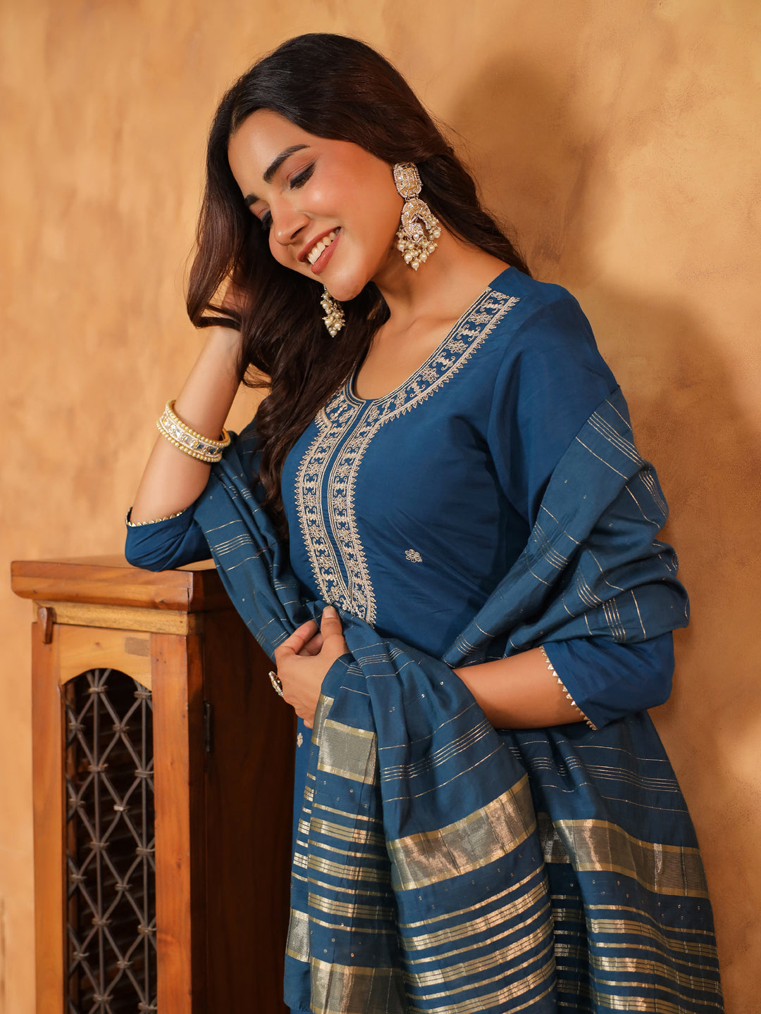 Janasya Dark Chanderi Embroidered Straight Kurta Set - Distacart