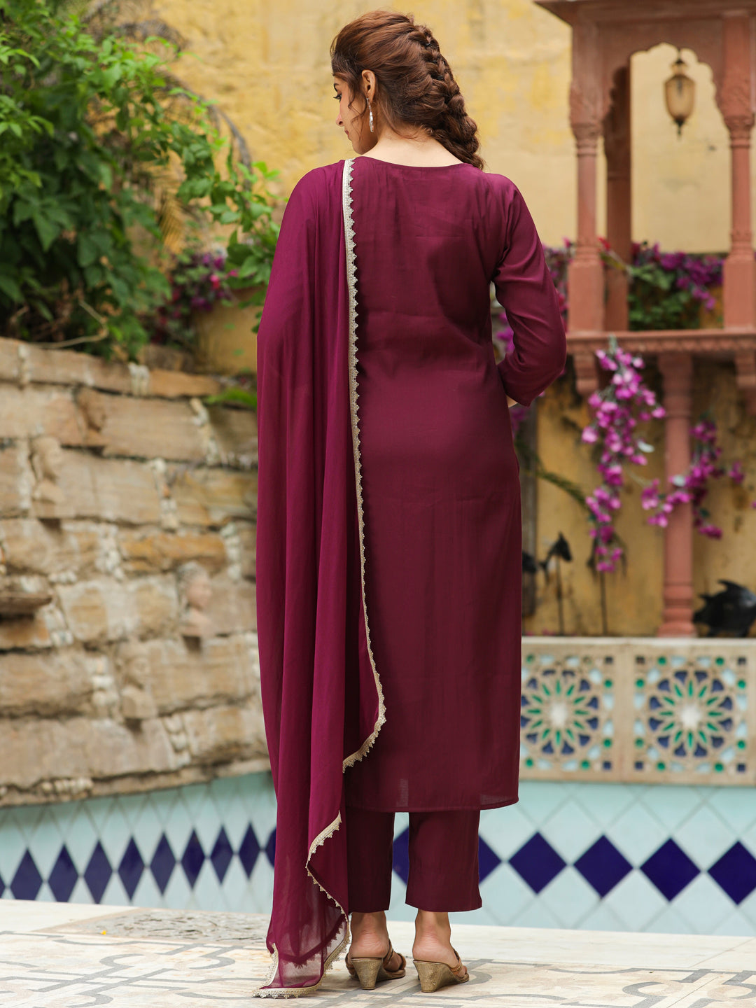 Janasya Dark Chanderi Yoke Embroidery Straight Kurta Set