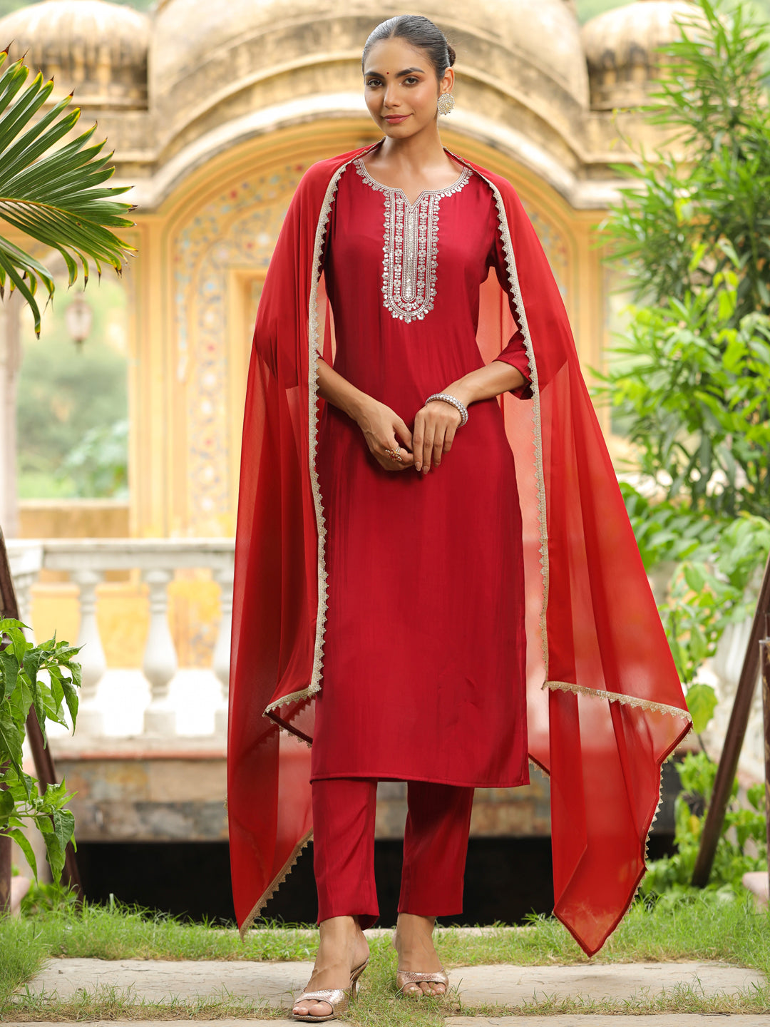 Janasya Dark Chanderi Embroidered Straight Kurta Set