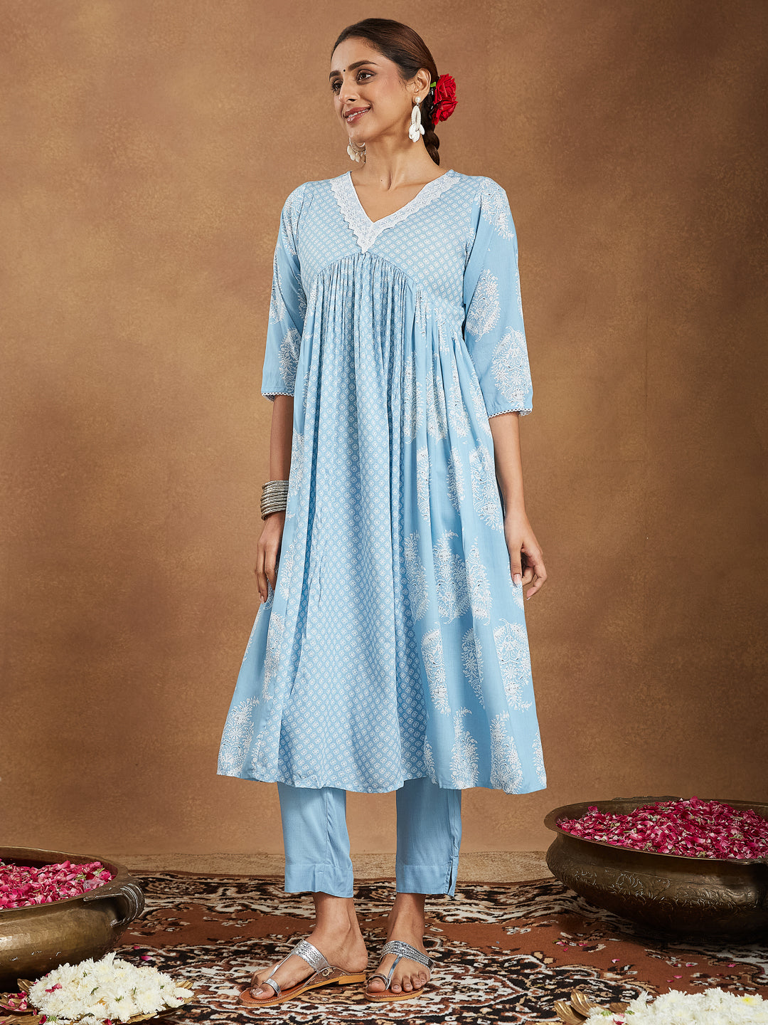 Janasya Light Rayon Ethnic Motifs A-Line Kurta Set