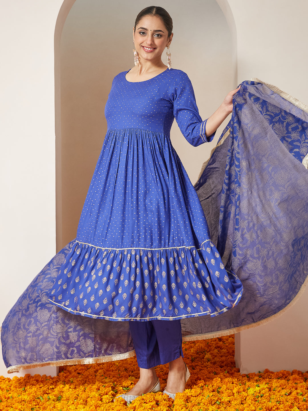 Janasya Dark Cotton Foil Print A-Line Kurta Set