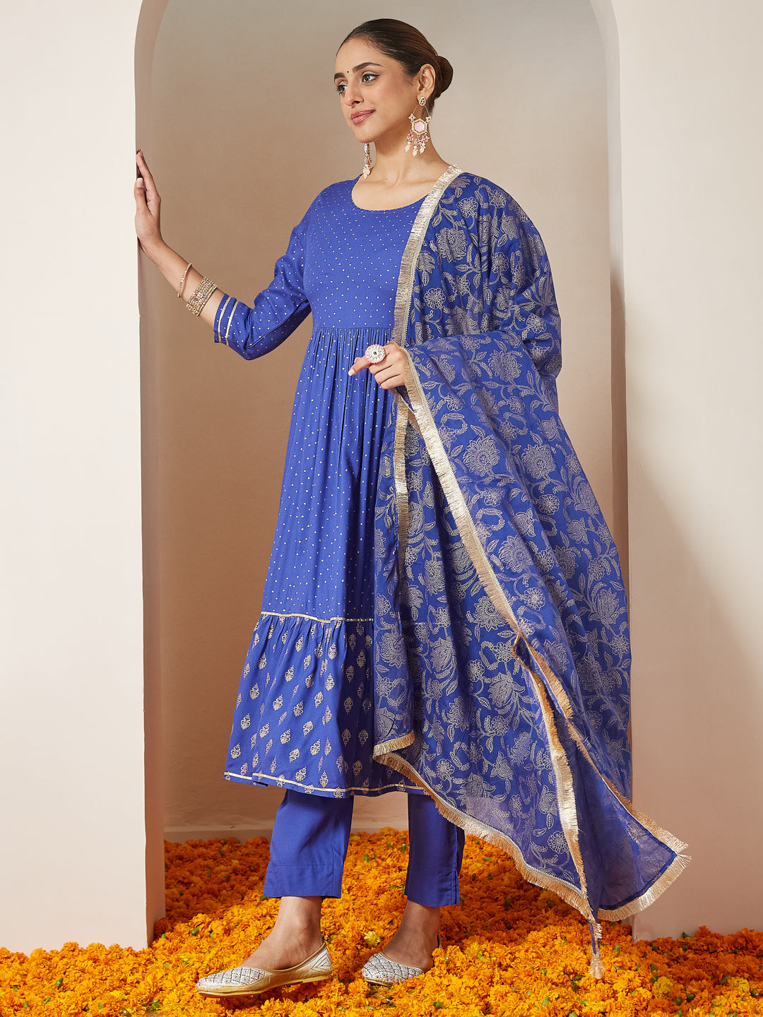 Janasya Dark Cotton Foil Print A-Line Kurta Set
