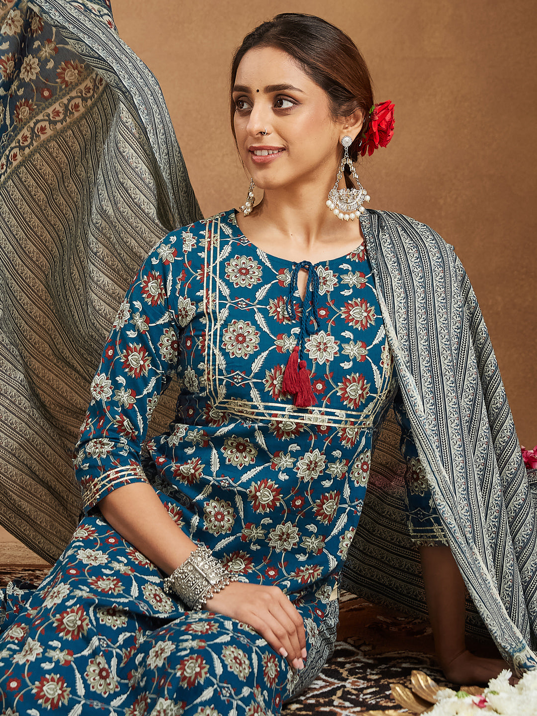 Janasya Bright Cotton Floral Straight Kurta Set