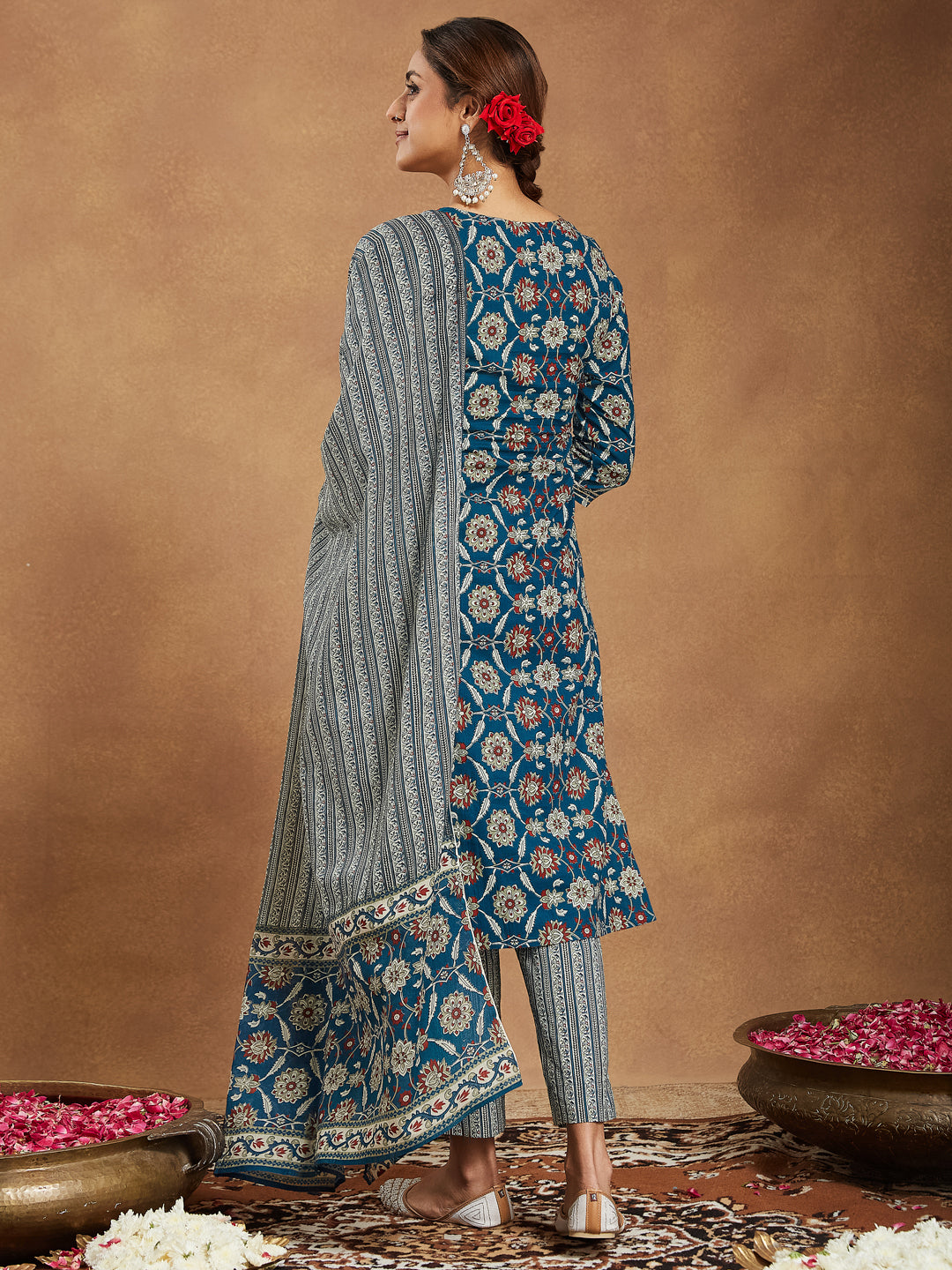 Janasya Bright Cotton Floral Straight Kurta Set - Distacart