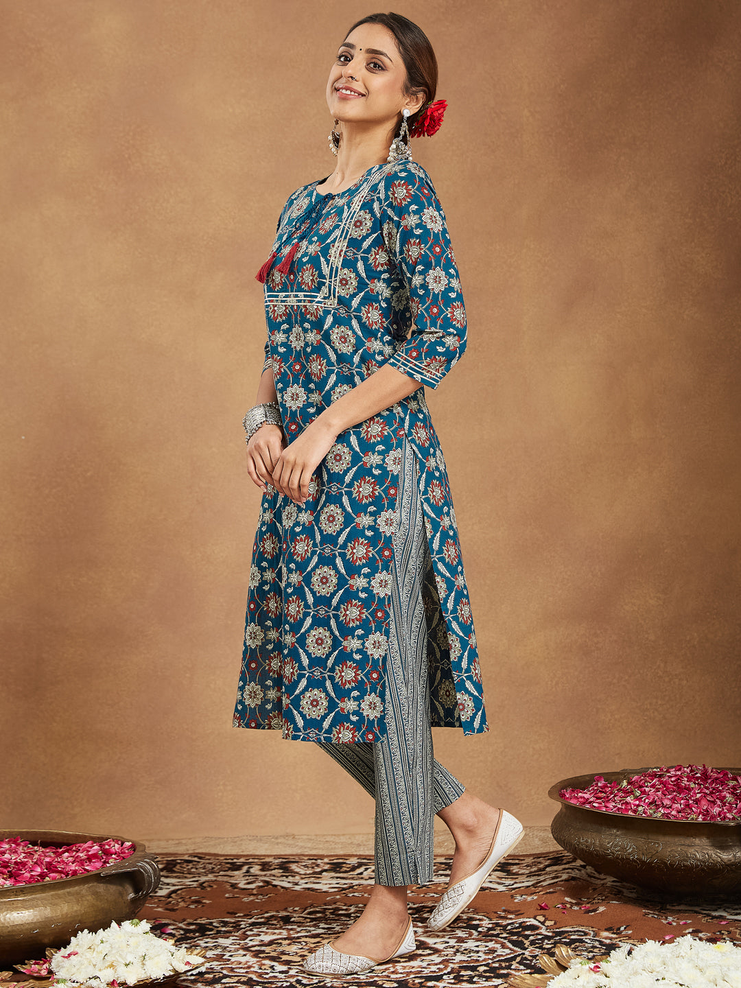 Janasya Bright Cotton Floral Straight Kurta Set - Distacart