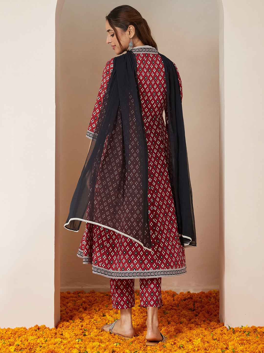 Janasya Dark Cotton Ikkat Anarkali Kurta Set