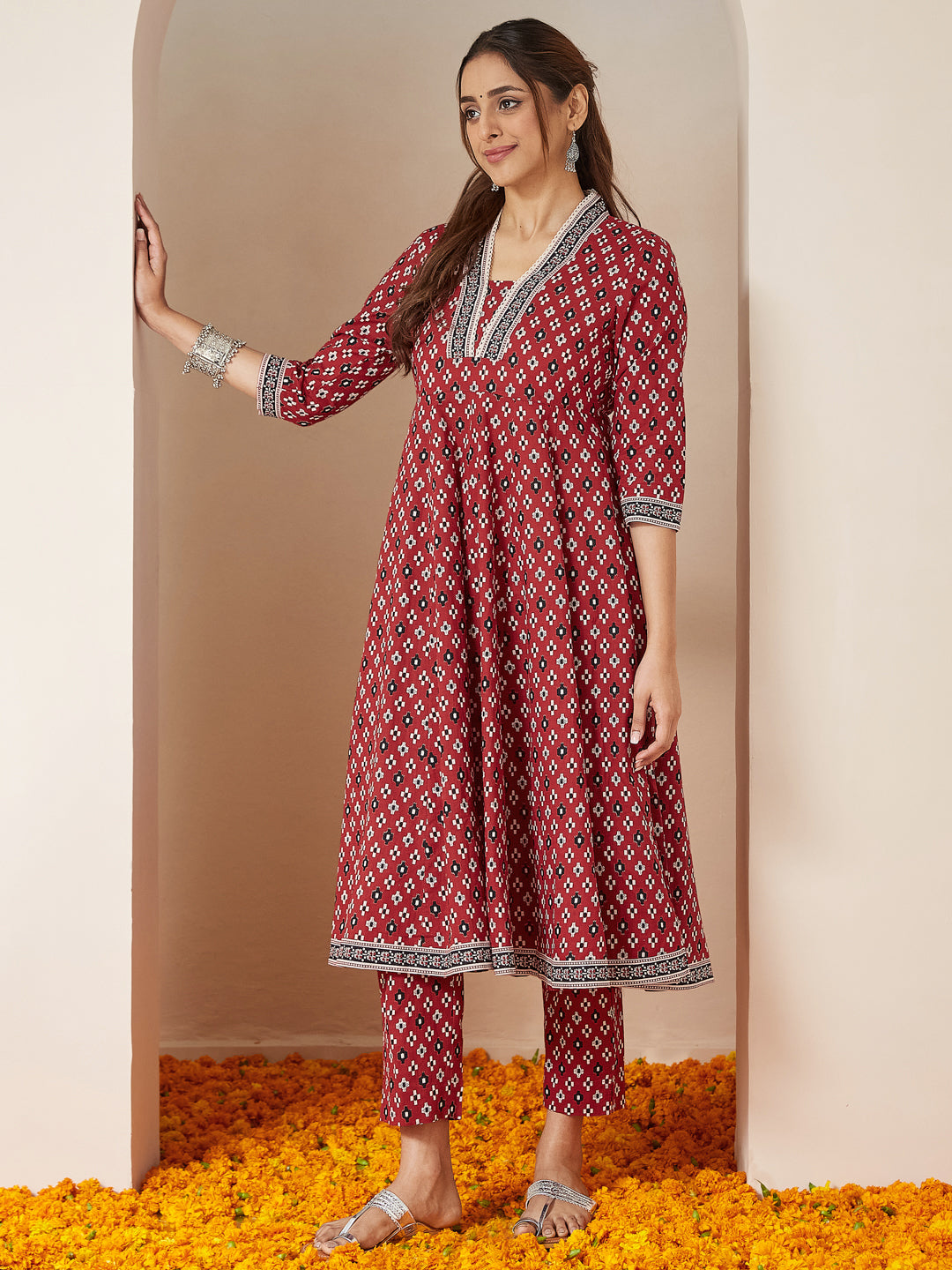 Janasya Dark Cotton Ikkat Anarkali Kurta Set