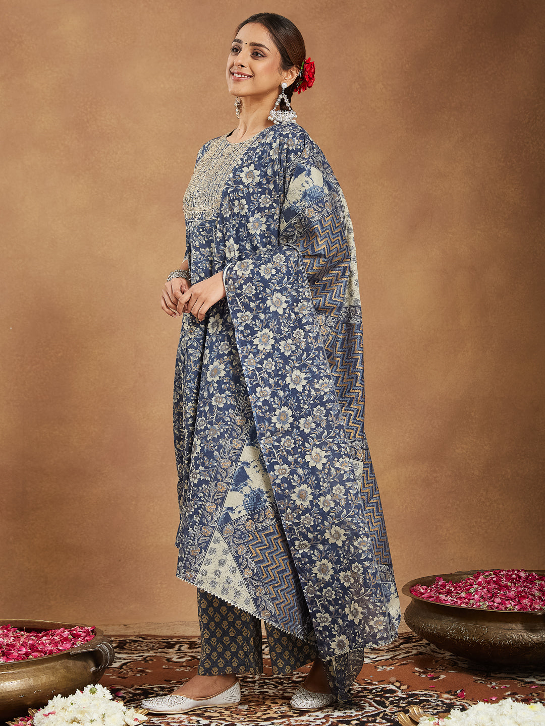 Janasya Dark Cotton Floral Anarkali Kurta Set