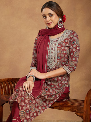 Janasya Dark Cotton Ethnic Motifs Straight Kurta Set