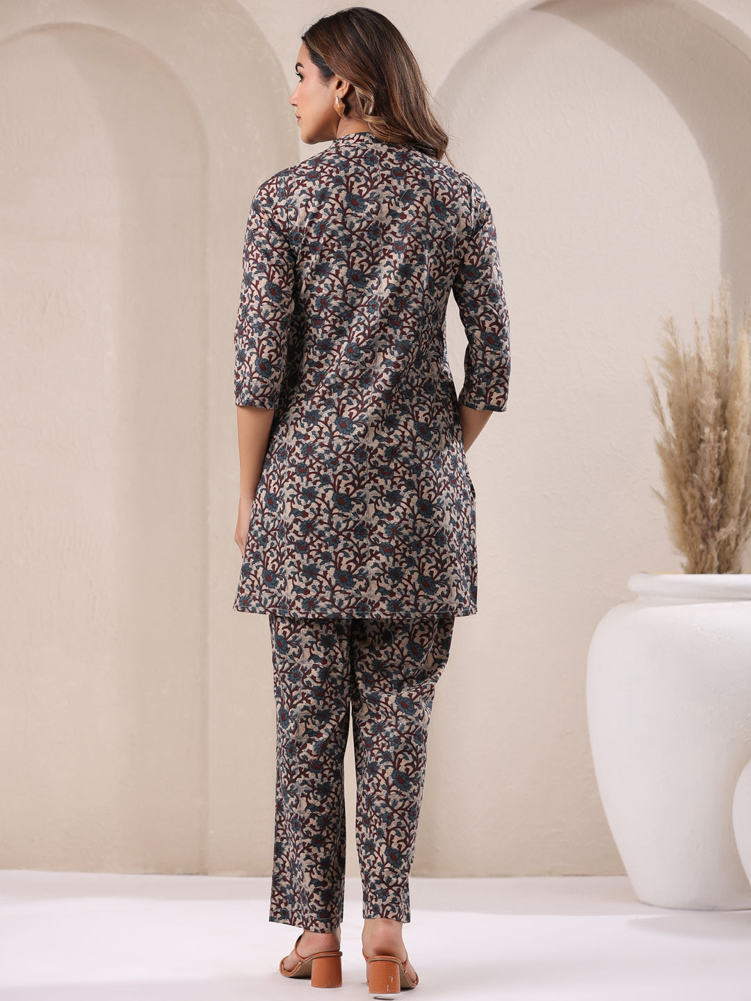 Janasya Dark Cotton Floral Straight Top & Bottom Set