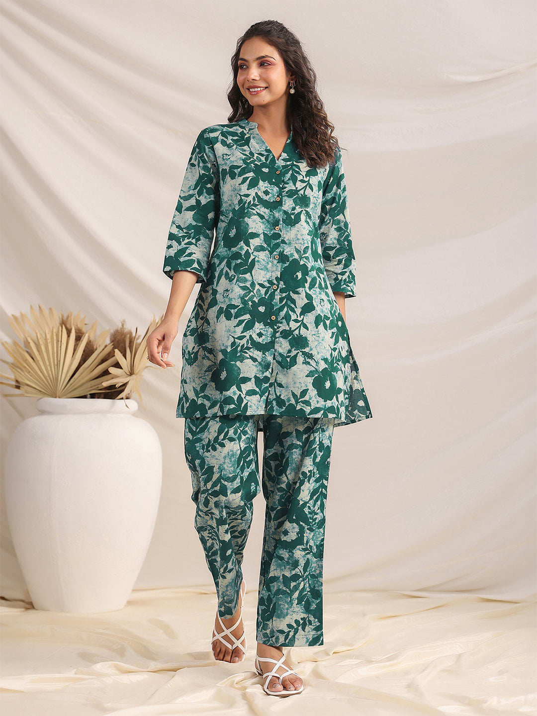 Janasya Dark Cotton Floral Straight Top & Bottom Set