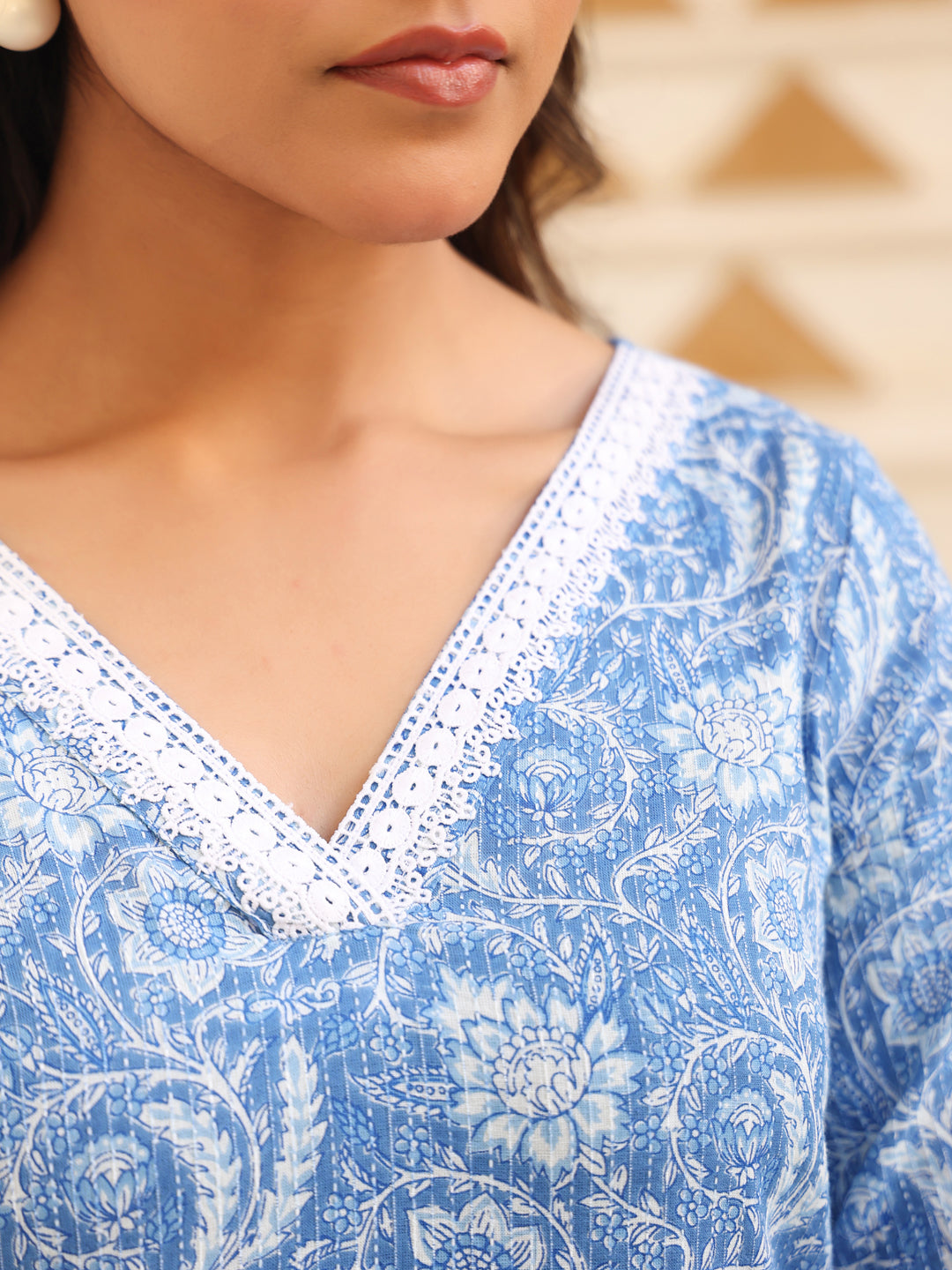 Janasya Bright Cotton Kalamkari Straight Kurta Set