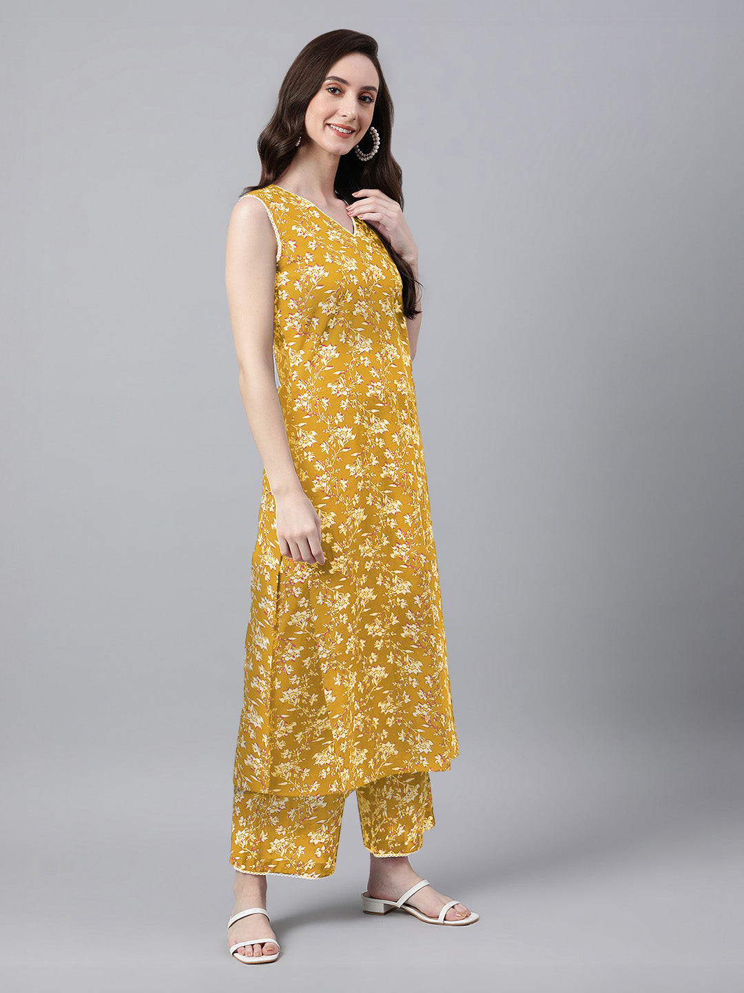 Janasya Bright Cotton Floral Straight Kurta Set - Distacart