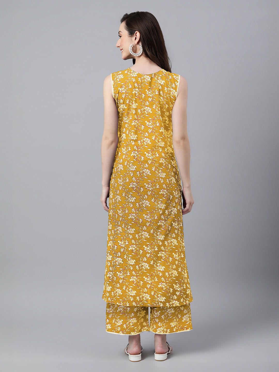 Janasya Bright Cotton Floral Straight Kurta Set