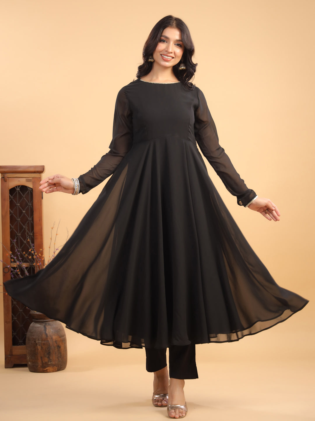 Janasya Dark Georgette Solid Anarkali Kurta Set - Distacart